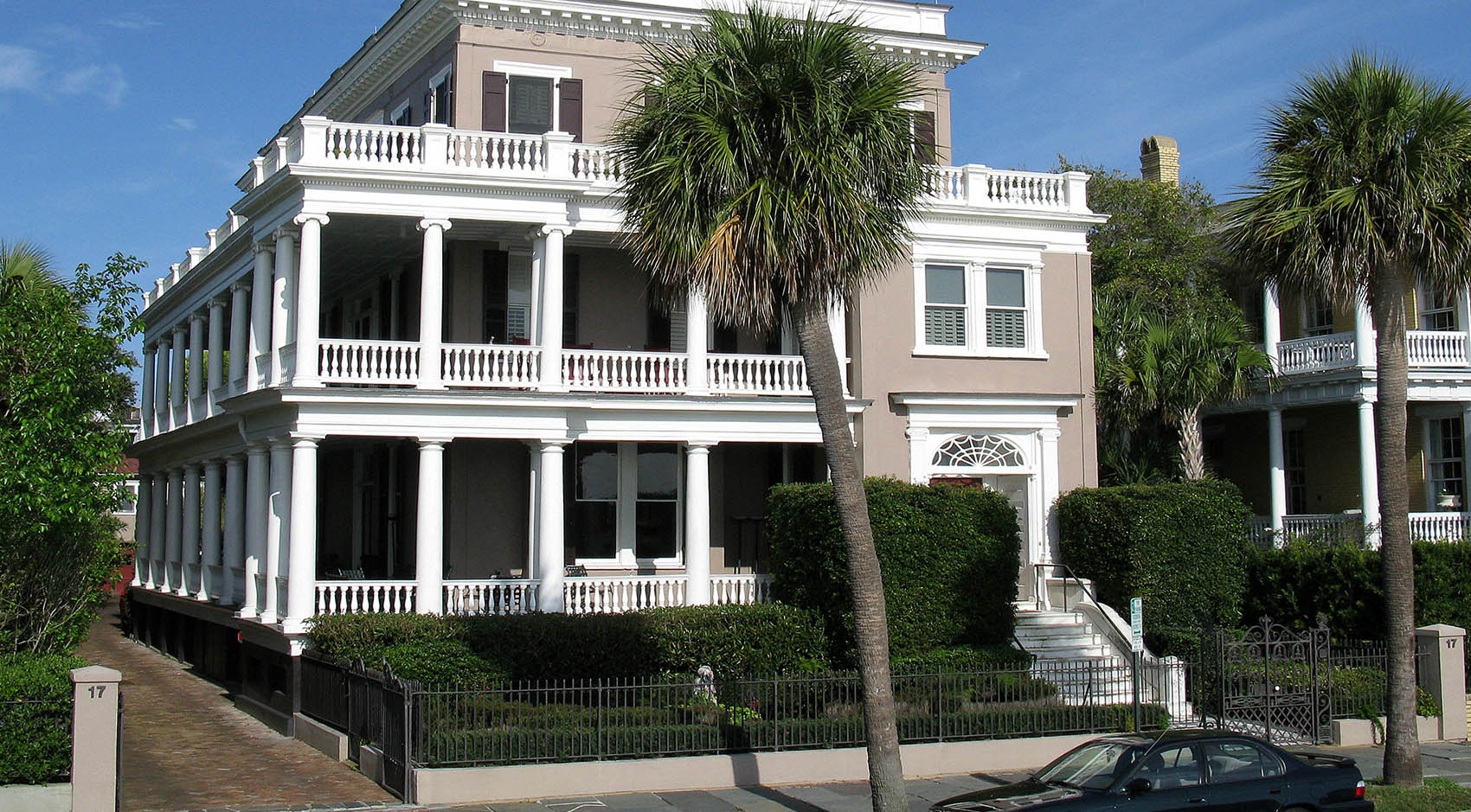 Historic home on Battery St in Charleston SC 